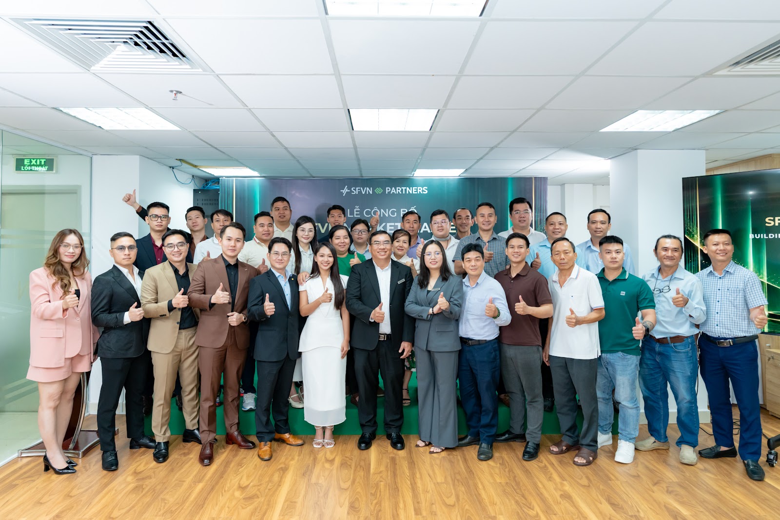 Ảnh tập thể cộng đồng tham dự Lễ công bố SFVN Market Master